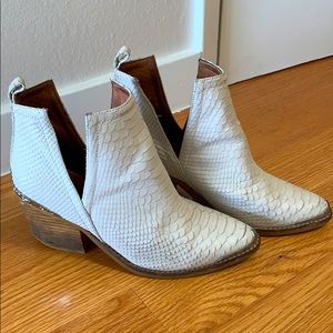 Jeffery Campbell White Snakeskin Cromwell boots
